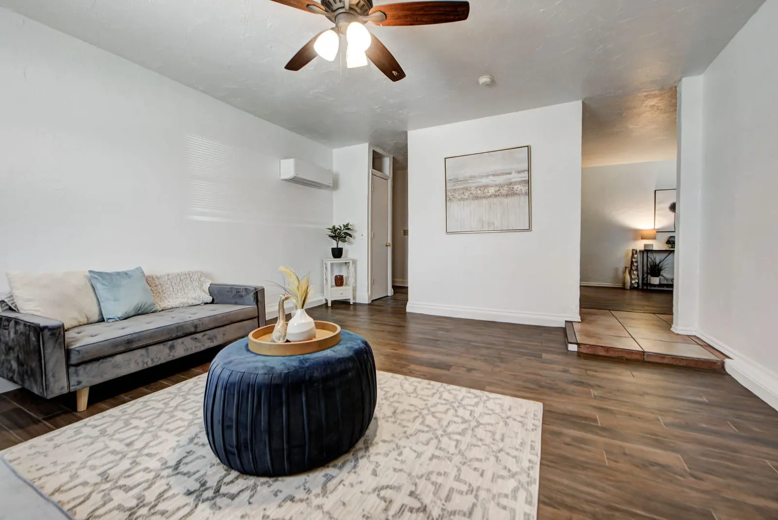 2124 Marshall Drive, photo 1 of 12